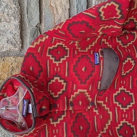 Patagonia synchilla  molten lava fleece aztec pullover - Picture 3 of 15